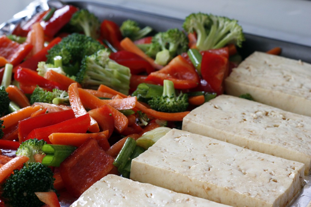 Tofu & Vegetables with Spicy Peanut Sauce